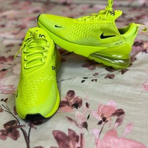 Nike Air Max 270 Running Shoes